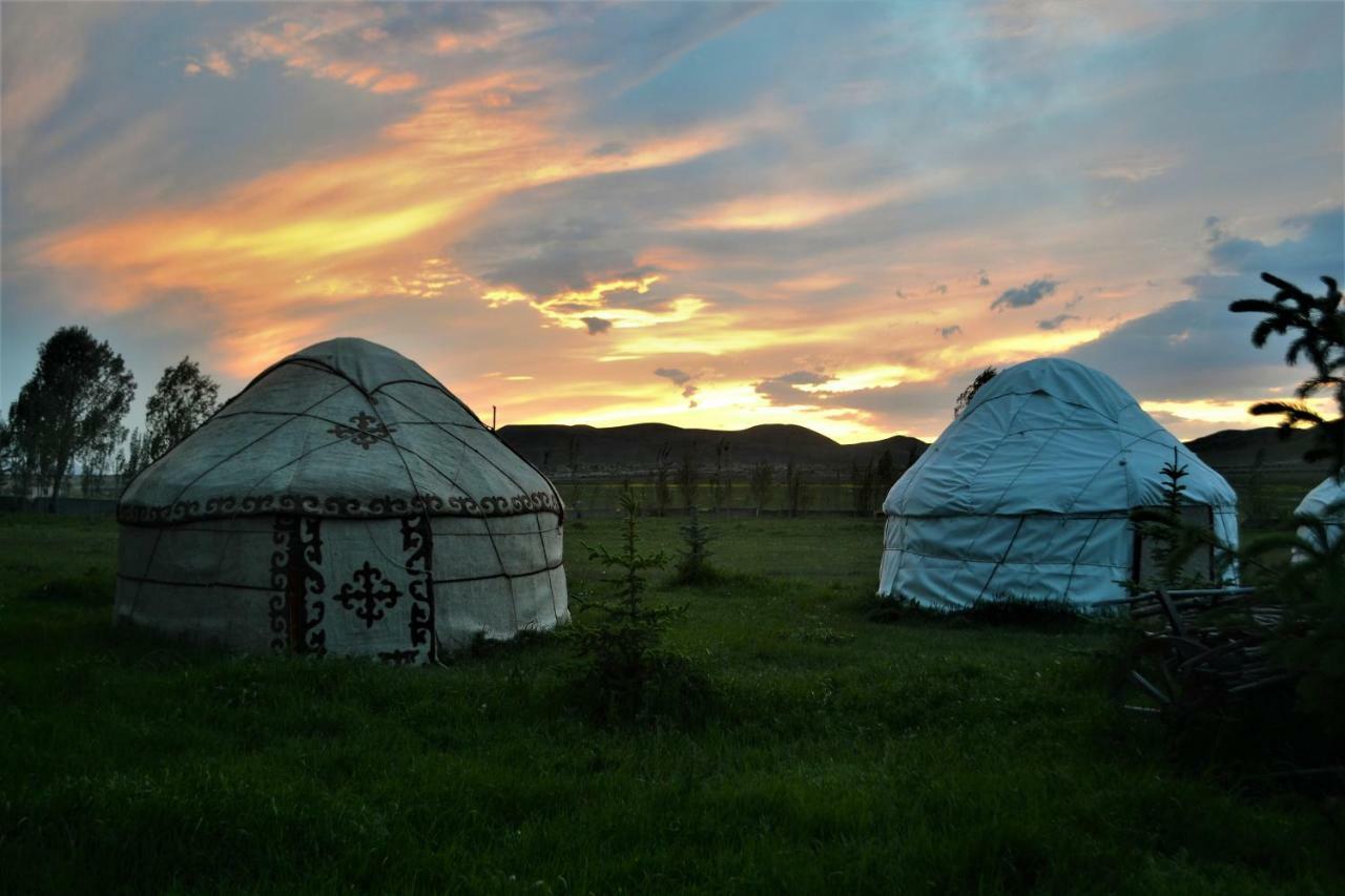 Hotel Jaichy Yurt Camp Kek-Say Exterior foto